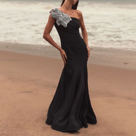 Mac Duggal 11810 Womens Black Crepe One Shoulder Gown With Flower 4 - Picture 2 of 15